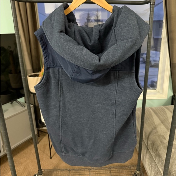 Burton Navy Hooded Vest - Picture 3 of 3